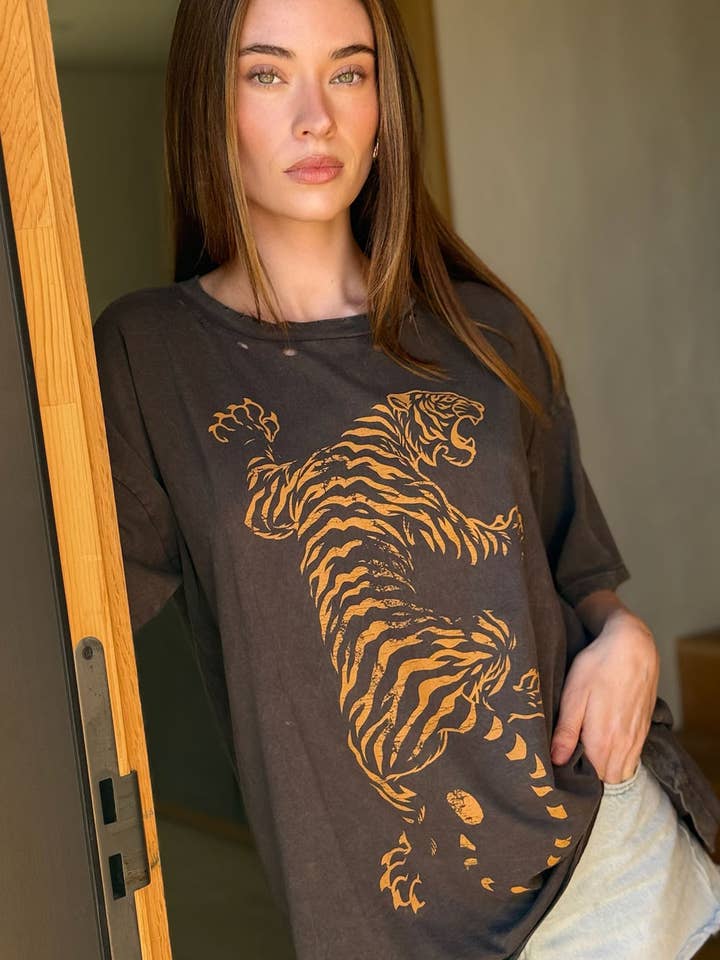 Roaring Tiger Oversized Vintage-Wash Graphic Tee for wholesale by Promesa USA