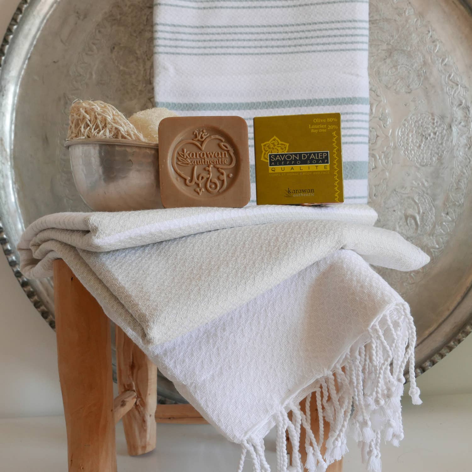 Karawan Authentic - Vente Pains de savon - SAVON D'ALEP QUALITÉ - HUILE D'OLIVE 80% ET DE LAURIER 20%2