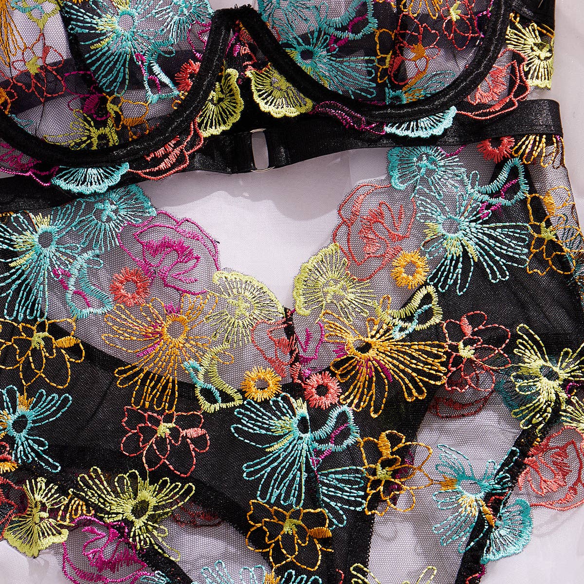 Sweetkama – Engroshandel Bodysuit undertøj - Dame – Dame Teddy med rosenbroderi og gennemskinneligt stof SKLG40383