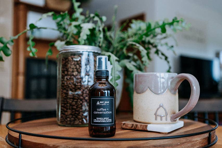 Dirt Road Candle Co – Engroshandel Duftspray – Kaffe+Samtale Luft+Rumspray