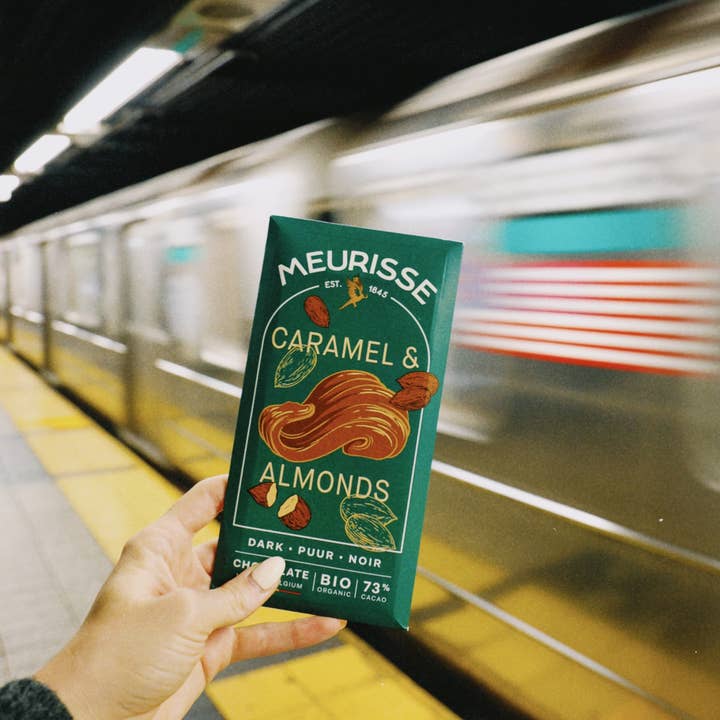MEURISSE - est.1845 - Vendita all'ingrosso Barretta di cioccolato - Cioccolato fondente biologico con mandorle caramellate (100g)3
