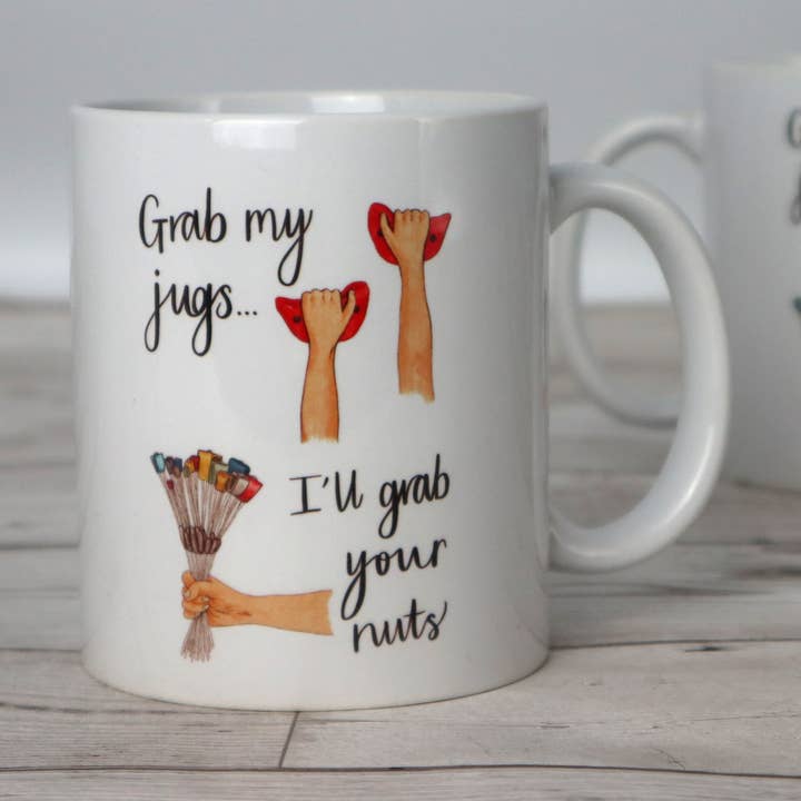 Mug en céramique « Grab My Jugs, I'll Grab Your Nuts Climbing Pun » pour la vente par Discover and Draw