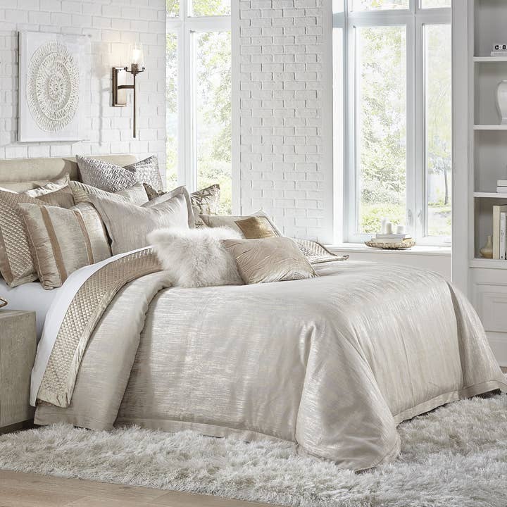 Cloud 9 Design - Wholesale Bedding Set - Zeta Gold Duvet Set