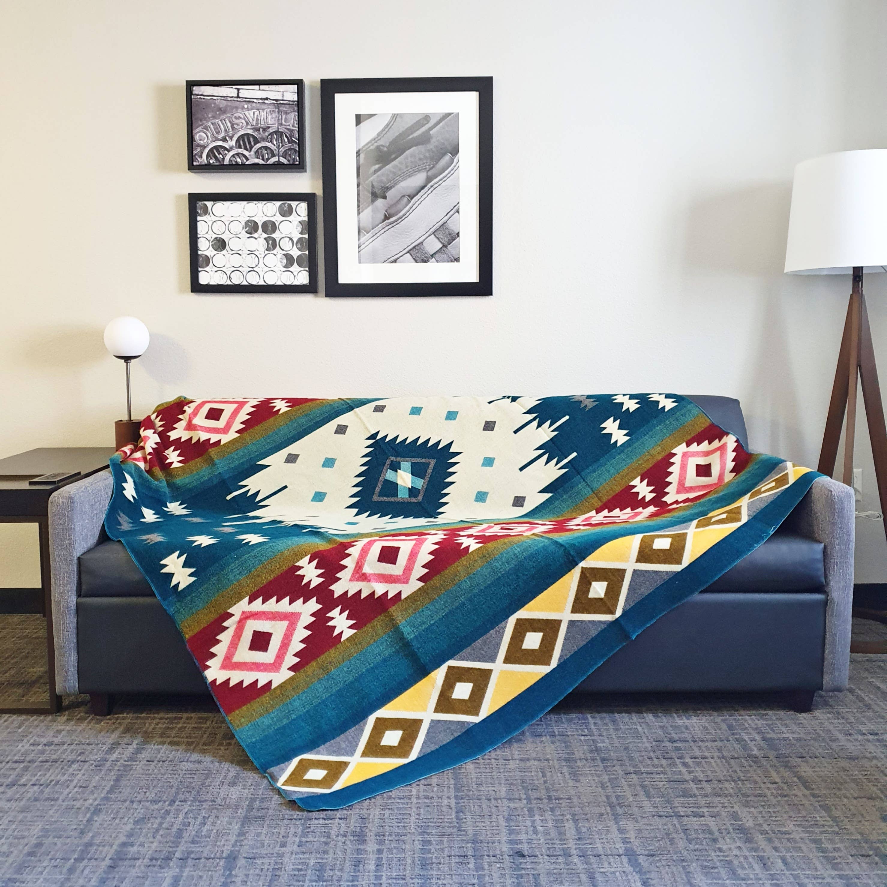 LATITUDE ZERO GOODS - Wholesale Throw Blanket - Cotacachi - Turquoise Native Blanket1