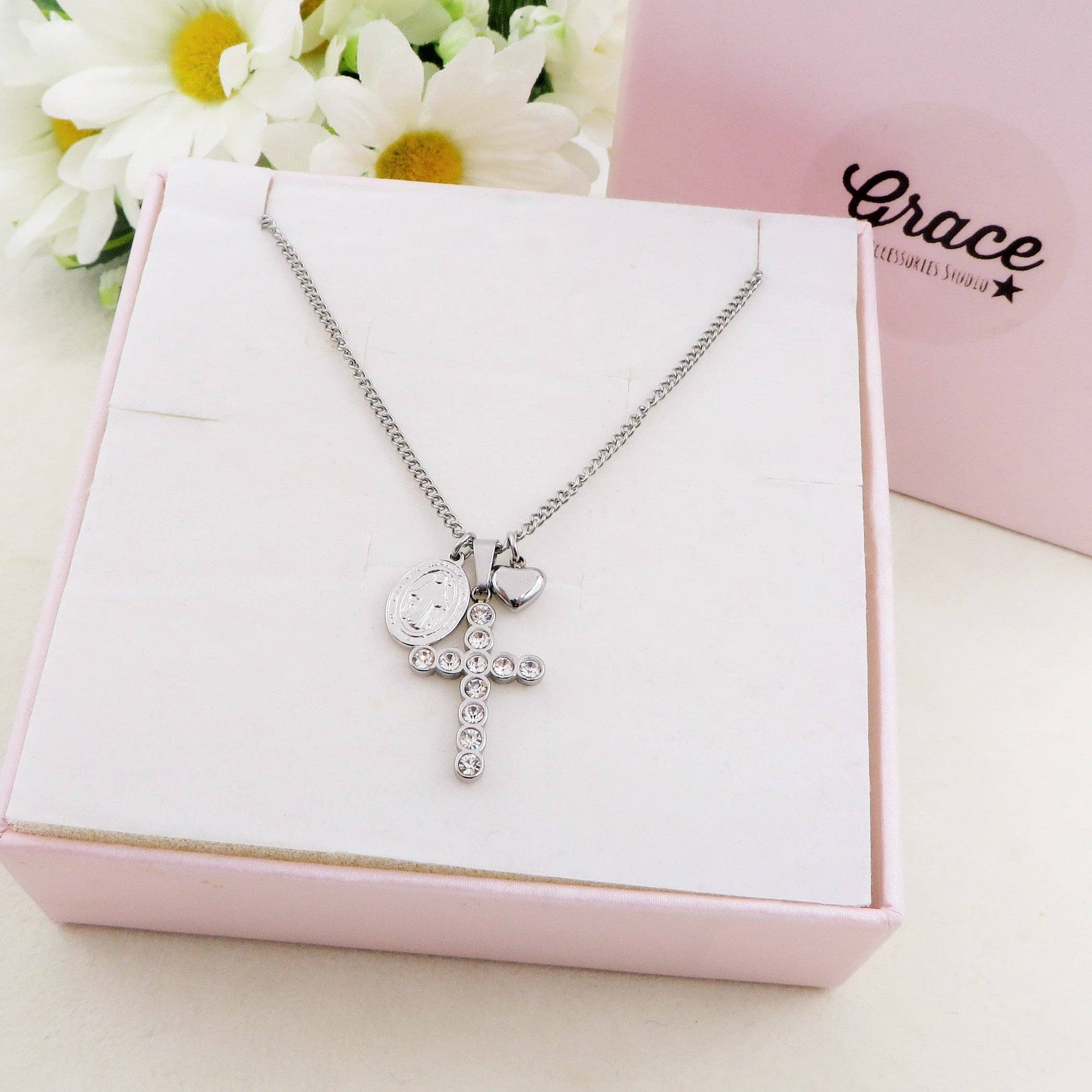 Daemon srls - Vente Colliers à pendentif - HOLY ~ Collier en acier inoxydable avec pendentifs sacrés : croix, madonnina et cœur bombé0