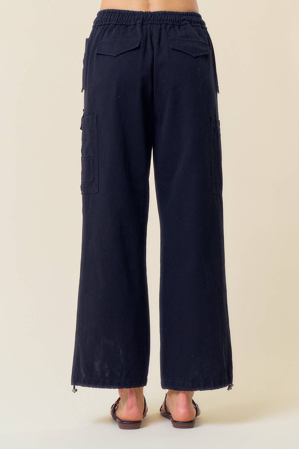 Doe and Rae - Wholesale Broek - Dames - CARGOBROEK VAN KATOENKEPERSTOF MET HOGE TAILLE EN WIJDE PIJPEN - 8793P11