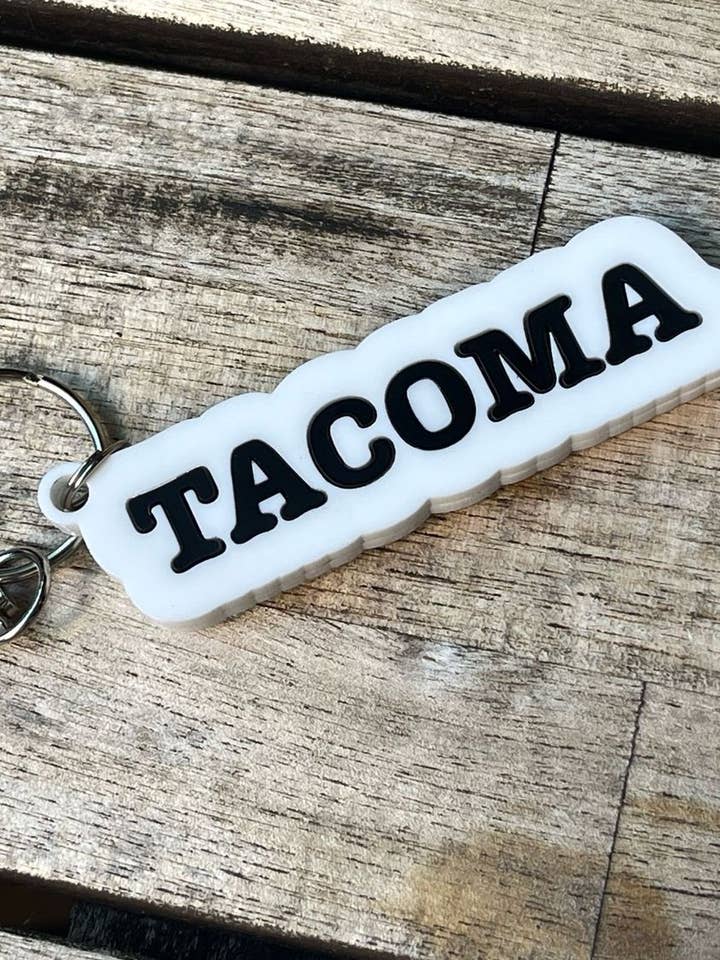 Tacoma Washington Nyckelring – Grit City Souvenir & Gåva för wholesale av Tacoma Design Company