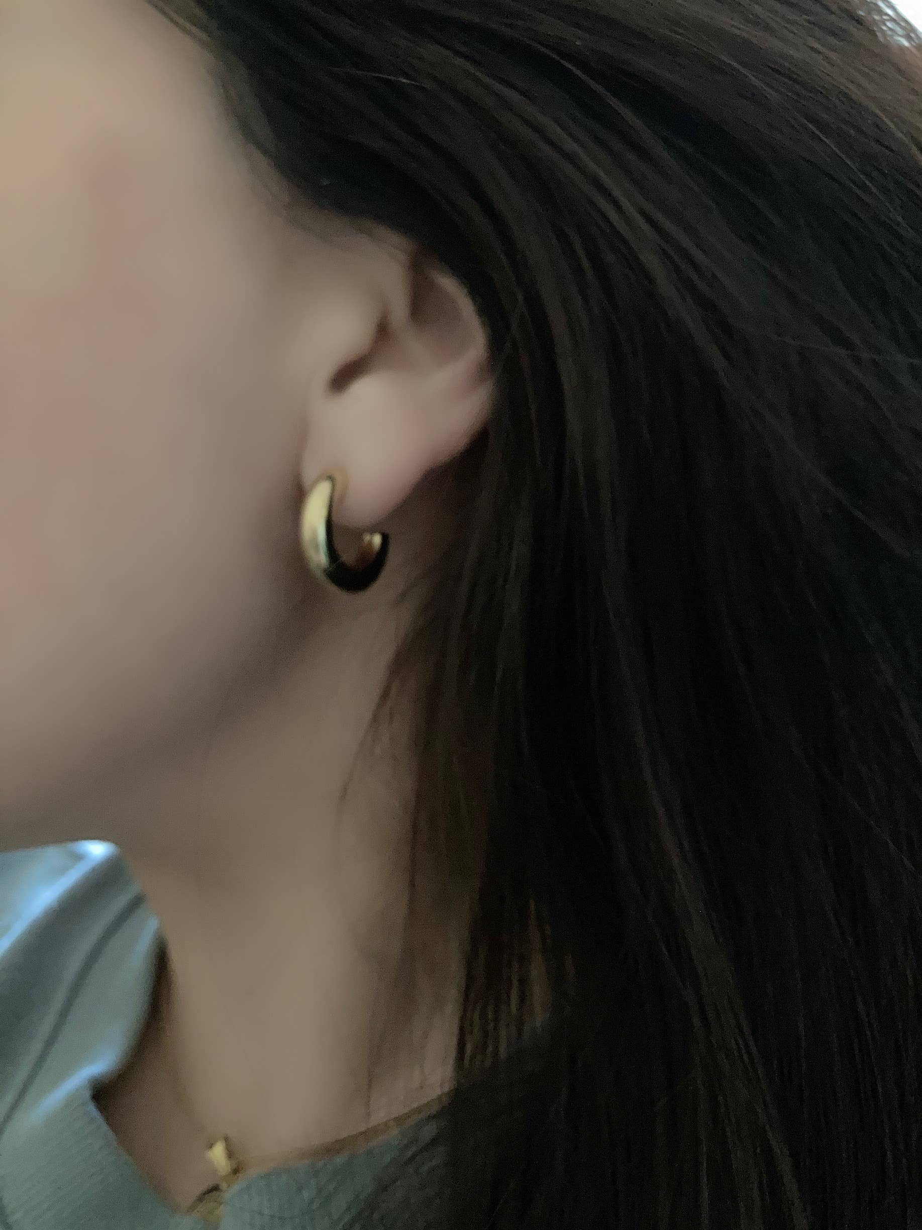 Amady Jewelry - Wholesale Hoop Earrings - 18k Gold Plated 20mm Hoops 20mm Lightweight Waterproof3