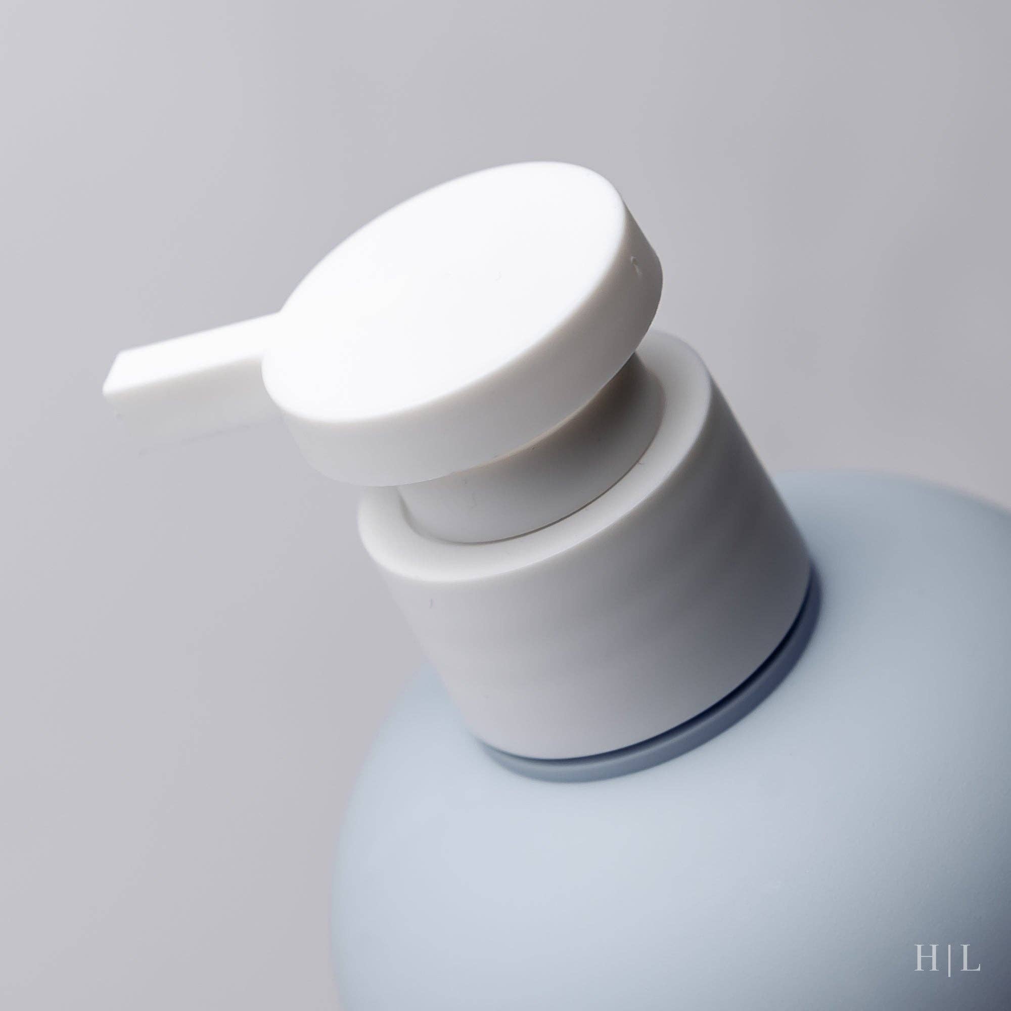 Joie Designs Co. | Refillable Bottles - Wholesale Soap Dispenser - Color Series Shower Dispenser Set of 3 - Waimea Collection, Sky Blue11