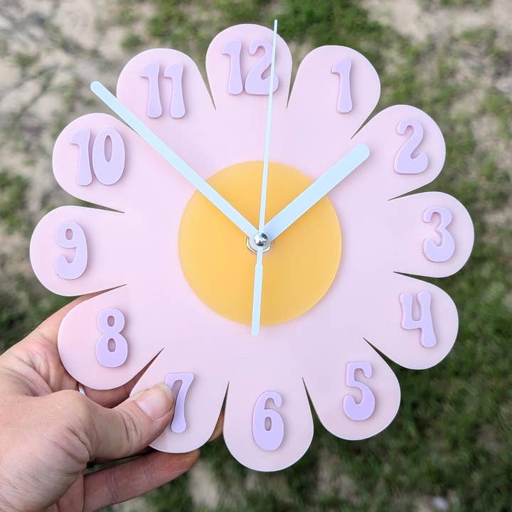 Shelfish Modern - Wholesale Wall Clock - Mini Retro Vintage 1970s Inspired Daisy Wall Clock -Funky Wall Clock - Retro Clock - Flower Power -Mini Clock - Kitchen Clock - Flower Clock