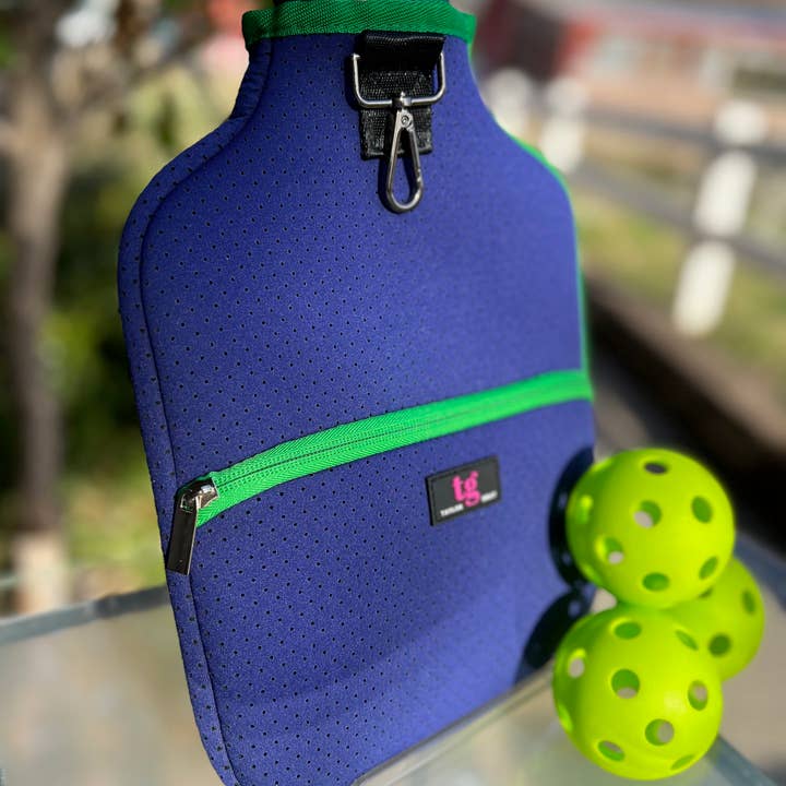 TAYLOR GRAY - Wholesale Sporting Accessories - The Lynne Pickleball Paddle Cover | shoptaylorgray4