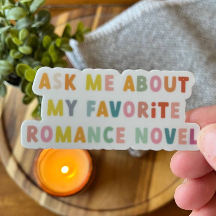 Spørg mig om min favorit Romance Novel Sticker for engroshandel hos The Book and Nook Shop