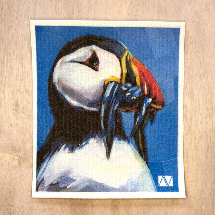 Chiffon suédoise Hangry Puffin pour la vente par Art by Alyssa