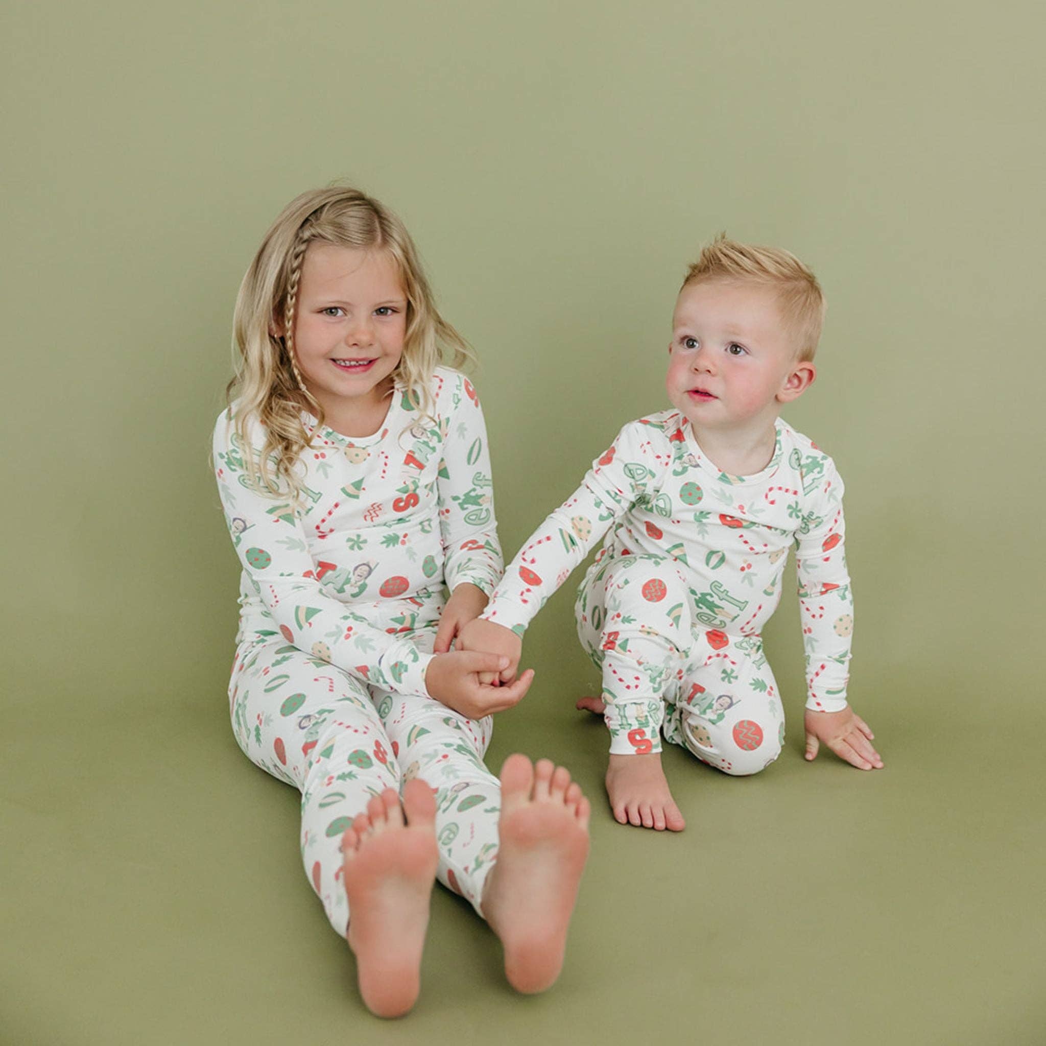 Copper Pearl - Wholesale Sleepwear Set - Kids - 2pc Long Sleeve Pajama Set - Elf2