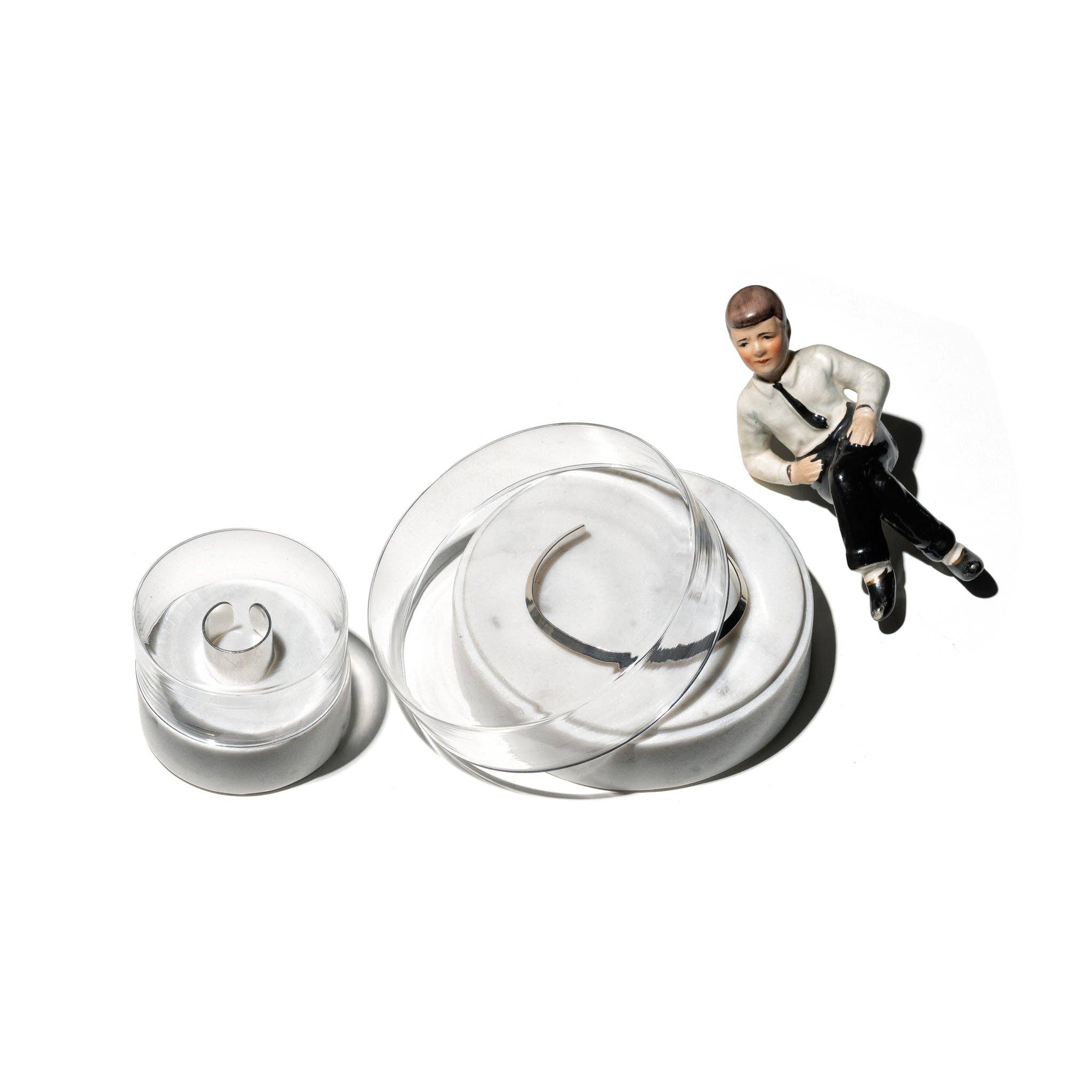 Puebco - Wholesale Decorative Tabletop Object - MARBLE SHOWCASE5