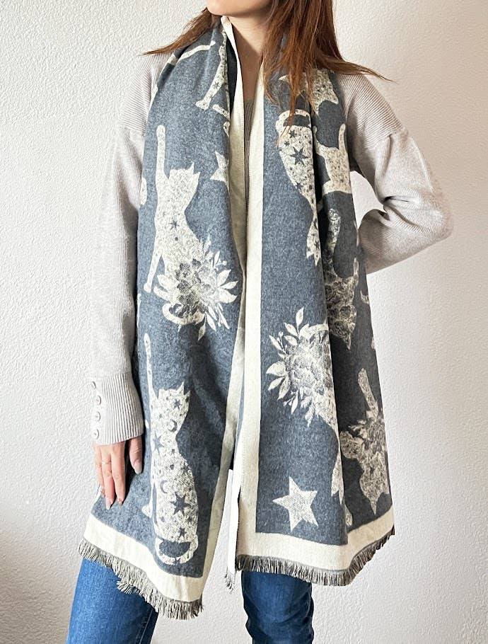 Fennco Styles – wholesale Scarf – Women's – Grey-Ivory Cat Print Reversible Cashmere Wrap Scarf 2