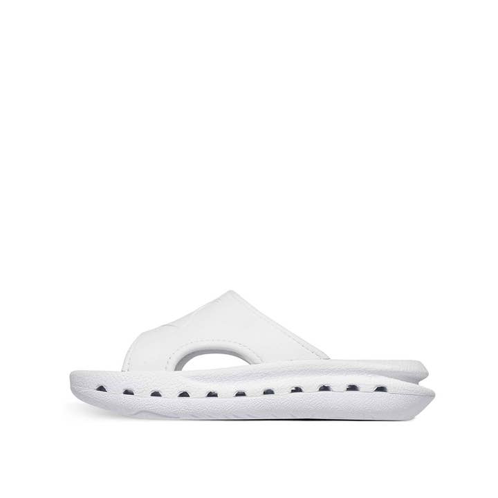 3D Löcher Wolken Sandalen für den Großhandel von Soulsfeng