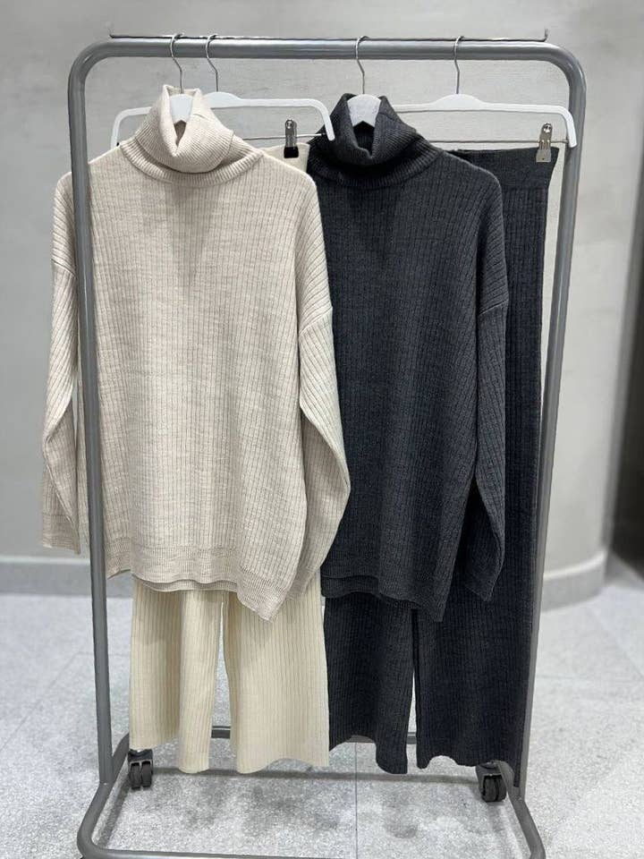 Anaz - Wholesale Lounge Set - Women's - Ribbed Turtleneck Set1