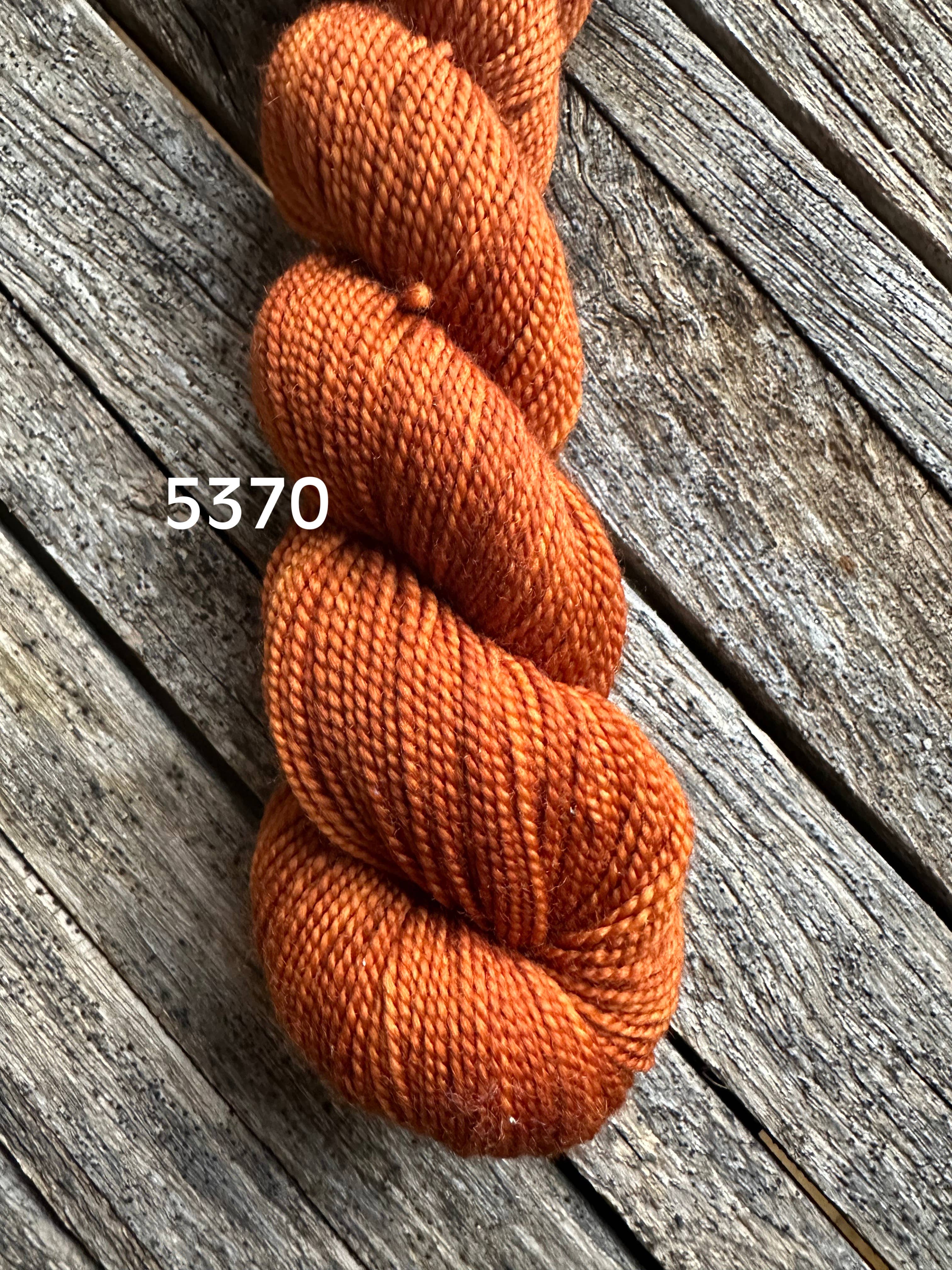 Koigu Wool Designs – Großhandel Garn – KPM (Halbton) Part 1 Fingering (5 Stränge pro Beutel)28