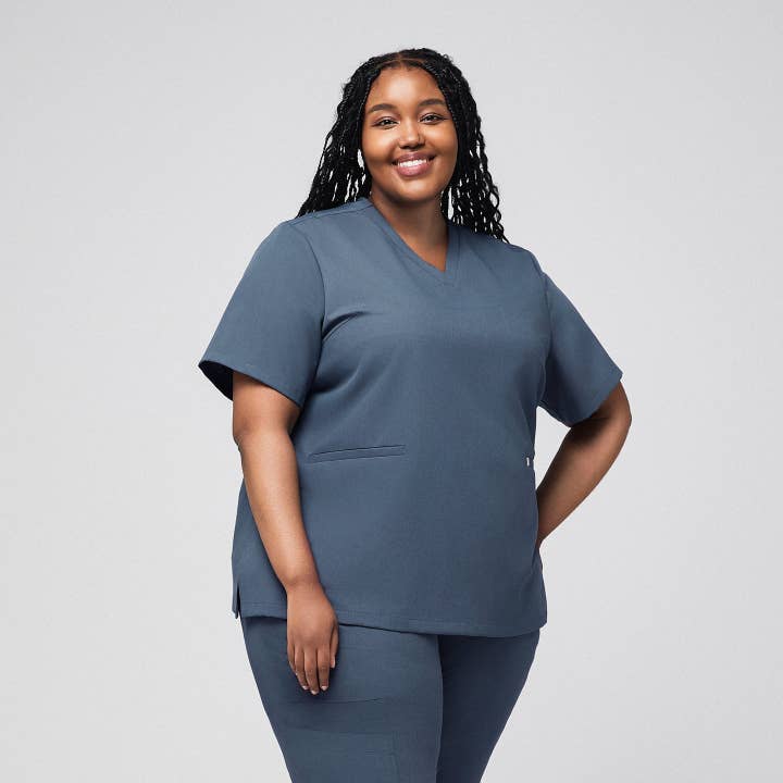 ZENIR - Wholesale Healthcare uniform – Women's - Zenir | W-Double Pocket Scrub Top31
