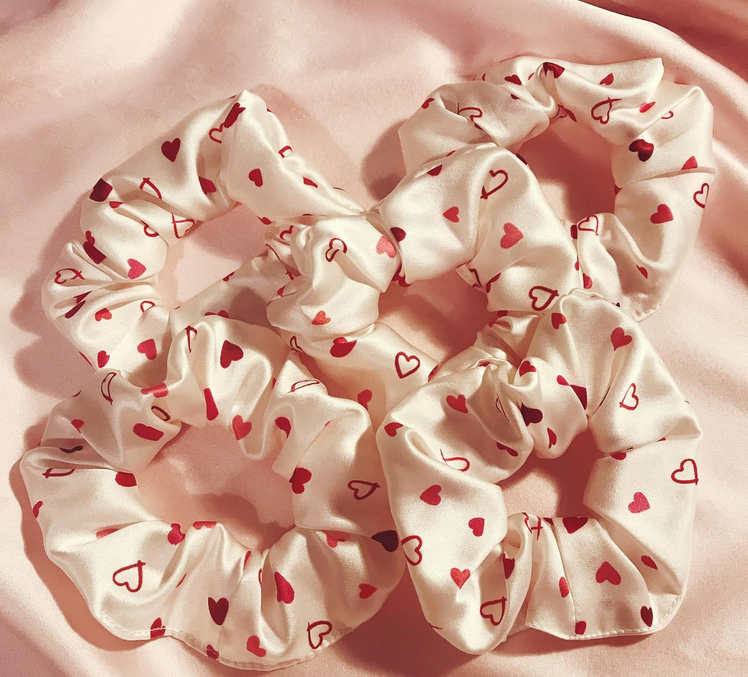 Mille Saisons – wholesale Scrunchie - Women’s – Heart Print Mulberry Silk Astrid Scrunchie- Sewn in the UK4