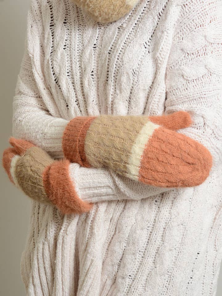 Manoplas de mohair ultrasuaves con rayas anchas — Warm & Stylish ❄️ para venta al por mayor de Leto Accessories