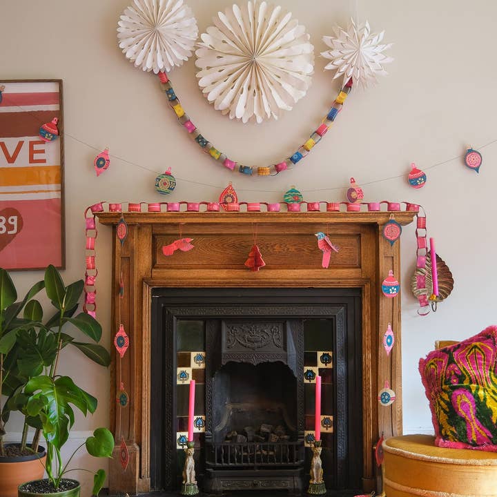 East End Press - Wholesale Bunting/Garland - UK/EU: Baubles Sewn Garland5