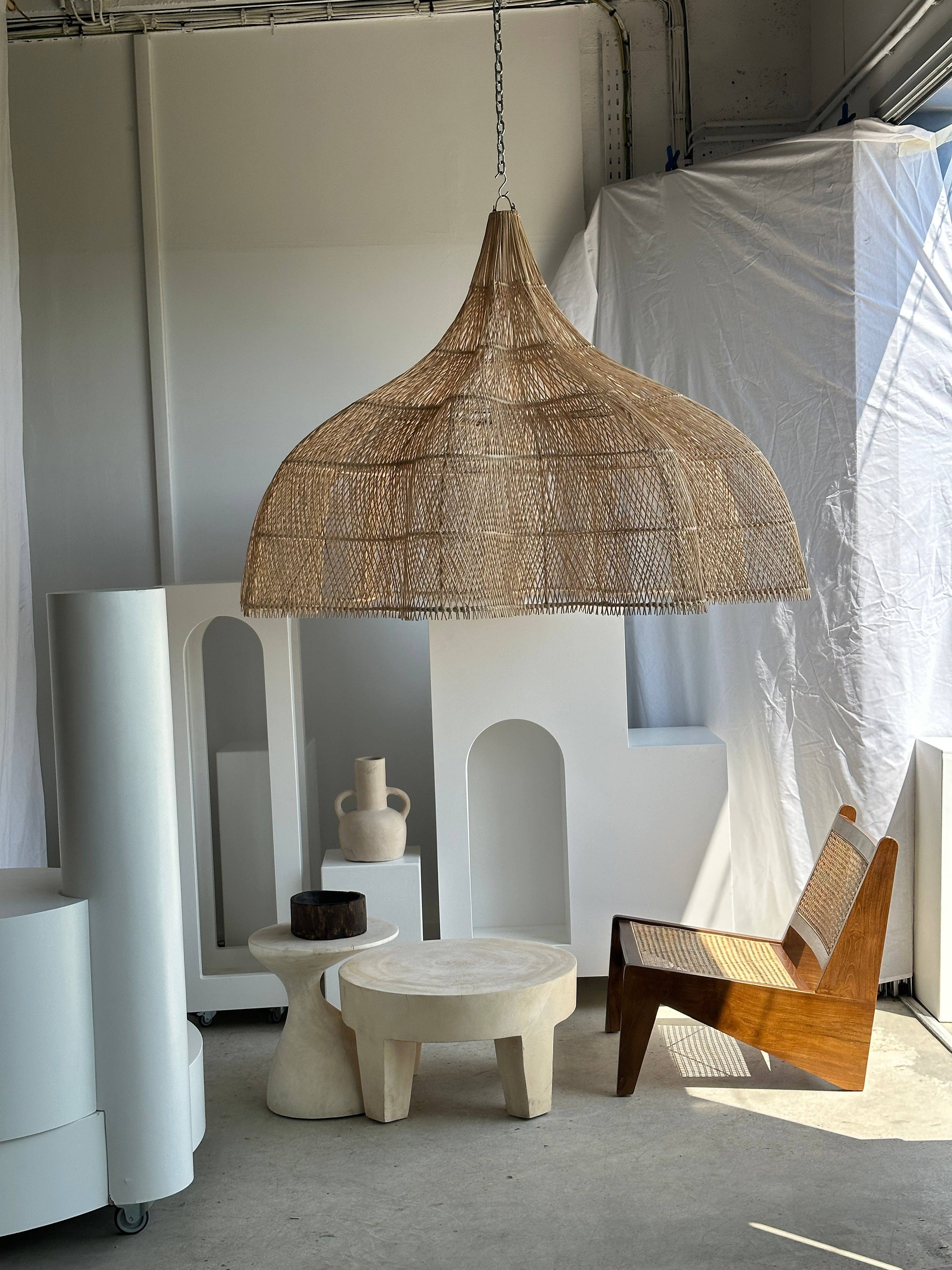 Office Objets - Wholesale Chandelier/Hanging Light - Immense rattan suspension in the shape of a flower, tulip, corolla H:1m; D:1m5064