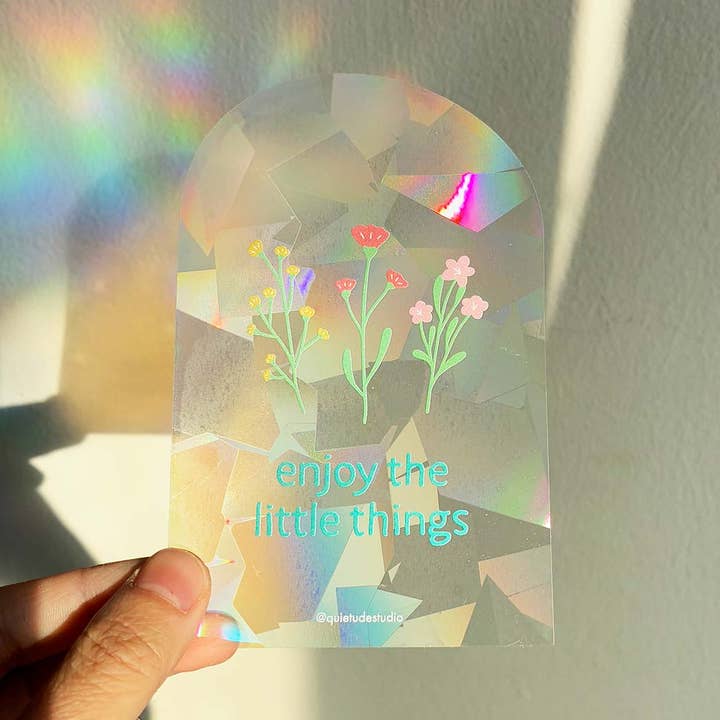 Profitez des petites choses Attrape-soleil Fleur Sauvage pour la vente par Quietude Studio