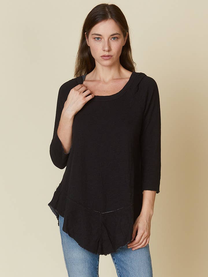 Sweat à capuche TUNIC À COUTURES BRUTES ET OURLETS pour la vente par American Able