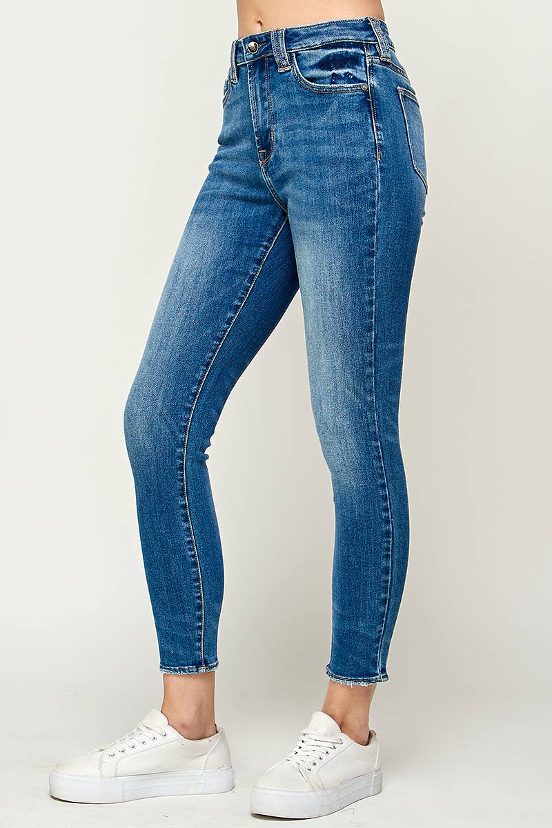 I1456MS - Medium Wash - Mid Rise Skinny Jeans for wholesale on Faire2