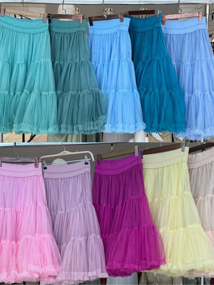 Invitadissimas - Wholesale Skirt - Women's - Pompous tulle midi skirt J875110