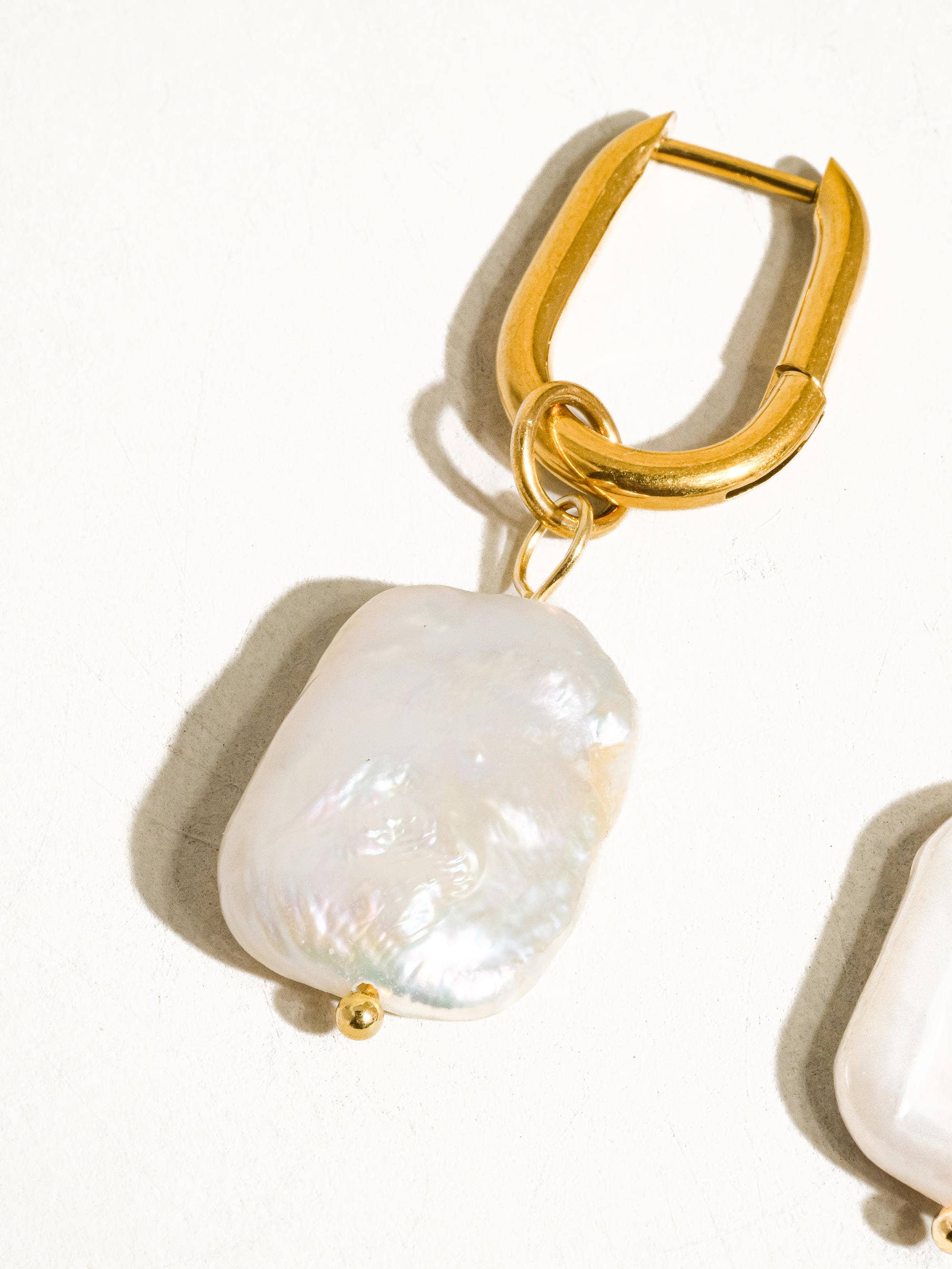 Zaina 18K Gold Non-Tarnish Classic Pearl Earring for wholesale on Faire2