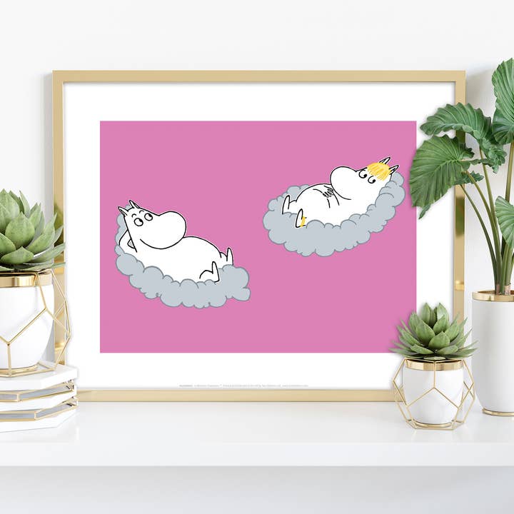Moomins In The Clouds - Impressão artística premium de 11 x 14” por atacado de Star Editions