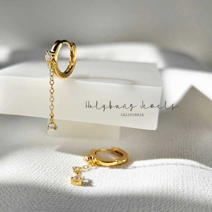 DAINTY CHAIN DROP HUGGIE EARRINGS - E-H2122 for wholesale by HolyBang Jewels