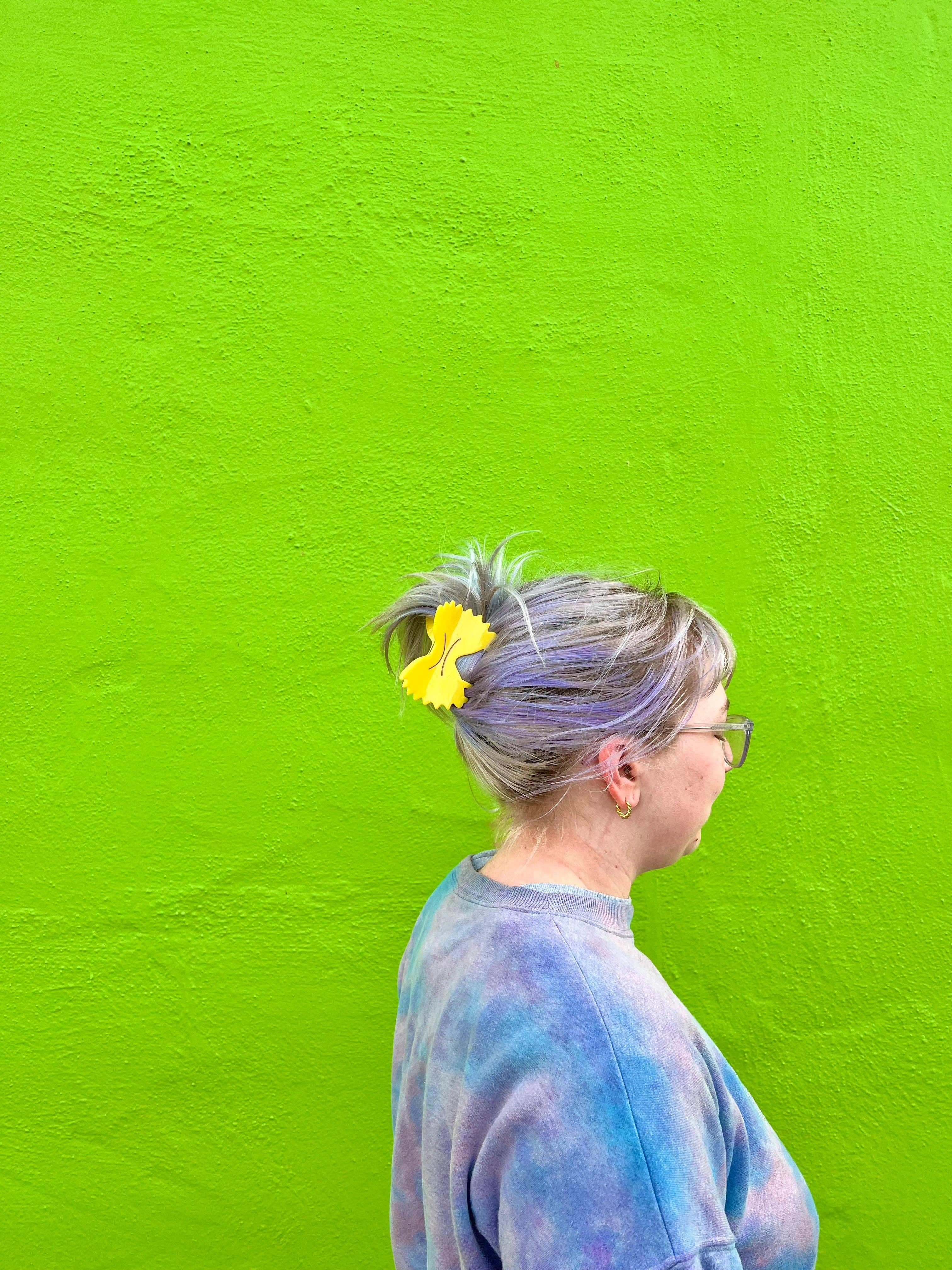 The Peach Fuzz - Wholesale Hair Accessories Set - Women's - Farfalle Pasta Hair Claw8