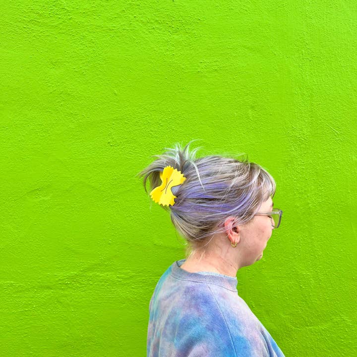 The Peach Fuzz - Wholesale Hair Accessories Set - Women's - Farfalle Pasta Hair Claw8