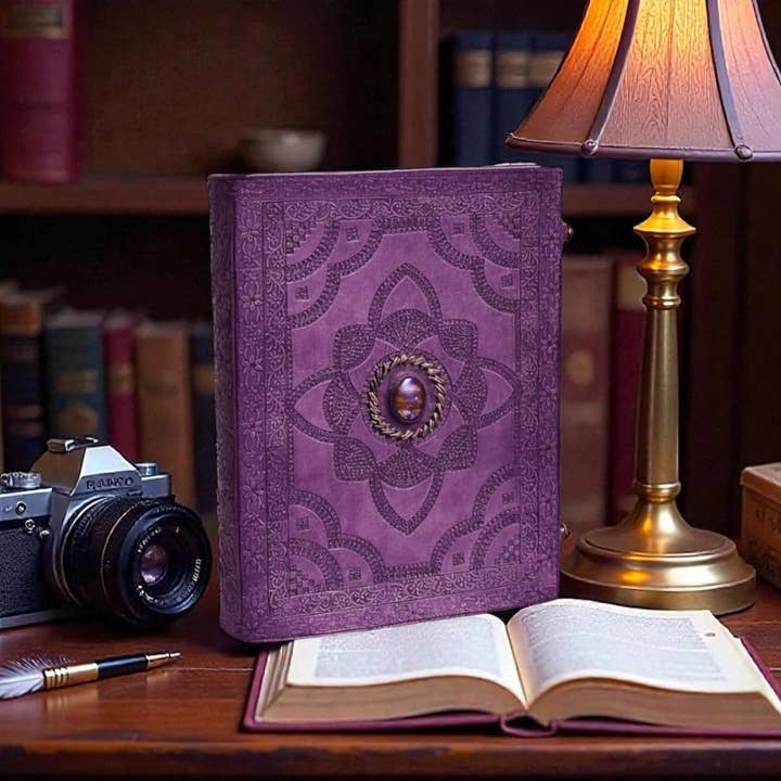 Diario de Cuero Hecho a Mano con Relieve y Piedra 13x10 para venta al por mayor de MNM HANDICRAFTS