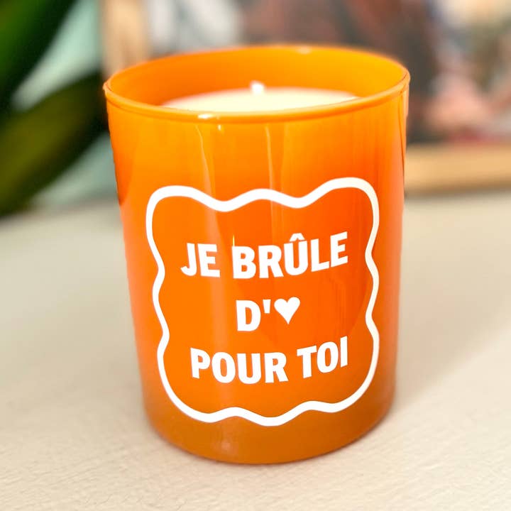 CANDLE I'M BURNING WITH LOVE for wholesale by LE COMPTOIR DE LOULOU