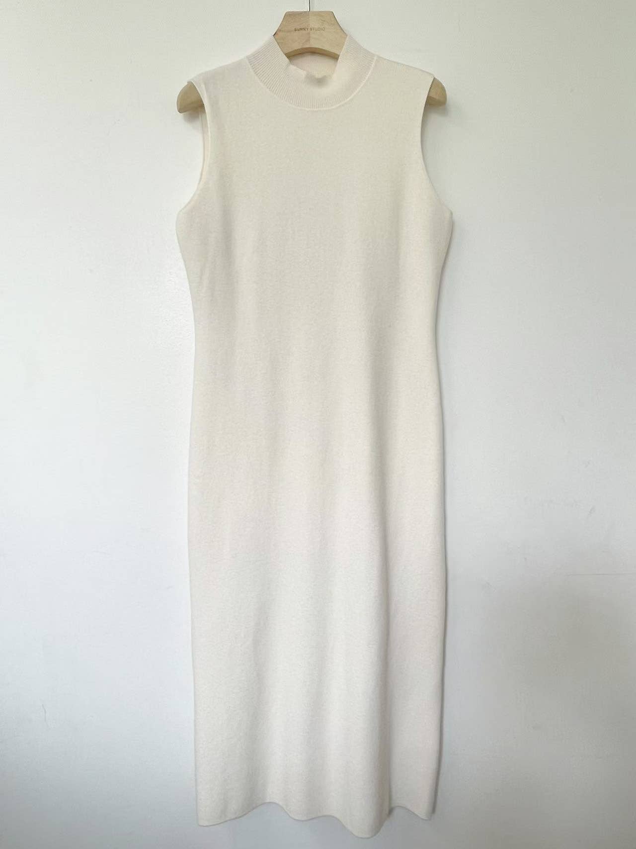 SUNNY STUDIO - Vendita all'ingrosso Vestito - Donna - Abito midi elegante a maniche lunghe0