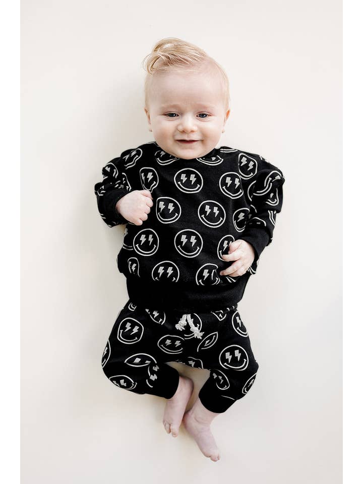 Lucky Panda Kids - Wholesale Lounge Set - Kids - Jogger Set | Electric Smiley3