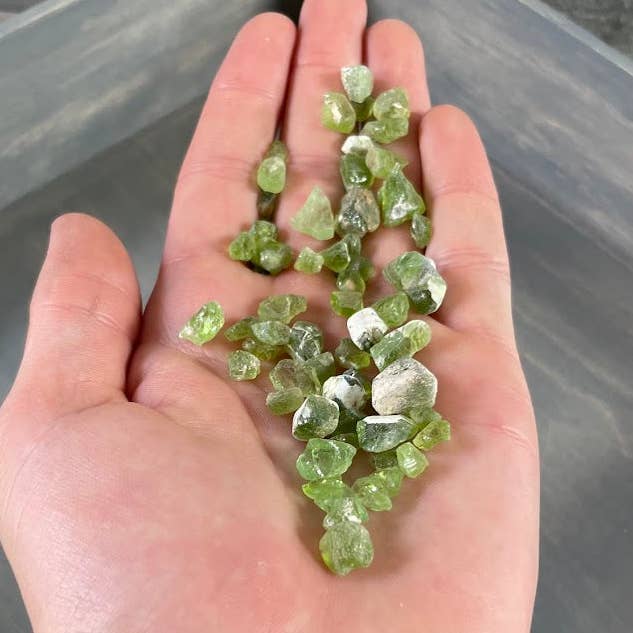 Natural Peridot Crystal Pieces – 1 Ounce Bulk Wholesale for wholesale by Keystone Crystals