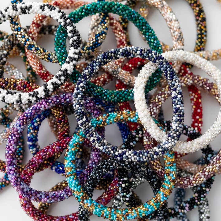 Aid Through Trade - Vendita all'ingrosso Bracciale con perline - The Original Roll-On® Bracelet - Confezione Party FW25 da 30 pezzi5