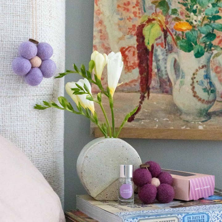 Home Dweller - Wholesale Air Freshener - Felt Flower Fresheners - Amber & Lavender