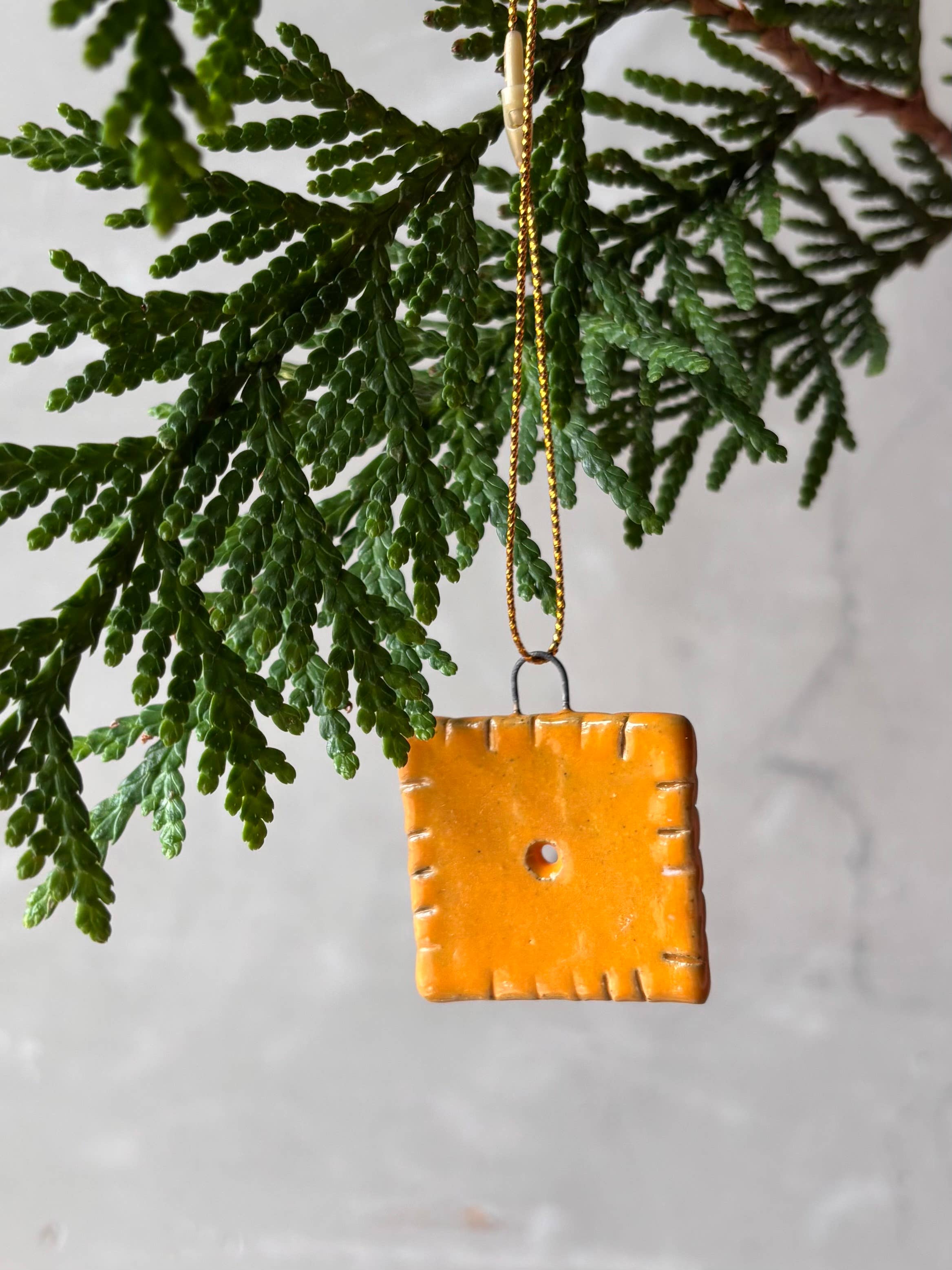ROB Ceramics - Wholesale Ornament - Cheez It Ornament 4