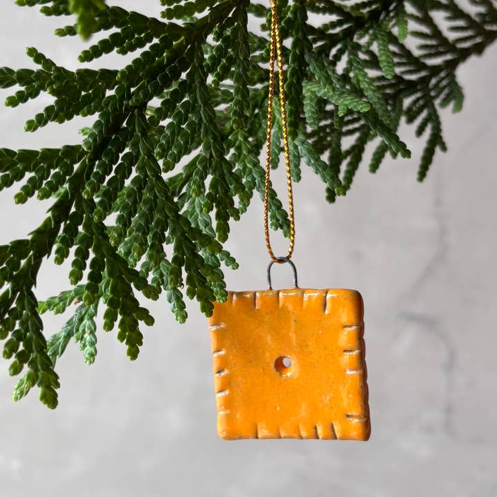ROB Ceramics - Wholesale Ornament - Cheez It Ornament 4