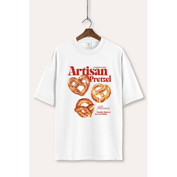 Maglietta Comfort Colors con grafica di pretzel artigianale per la vendita all'ingrosso da parte di STARCHIS