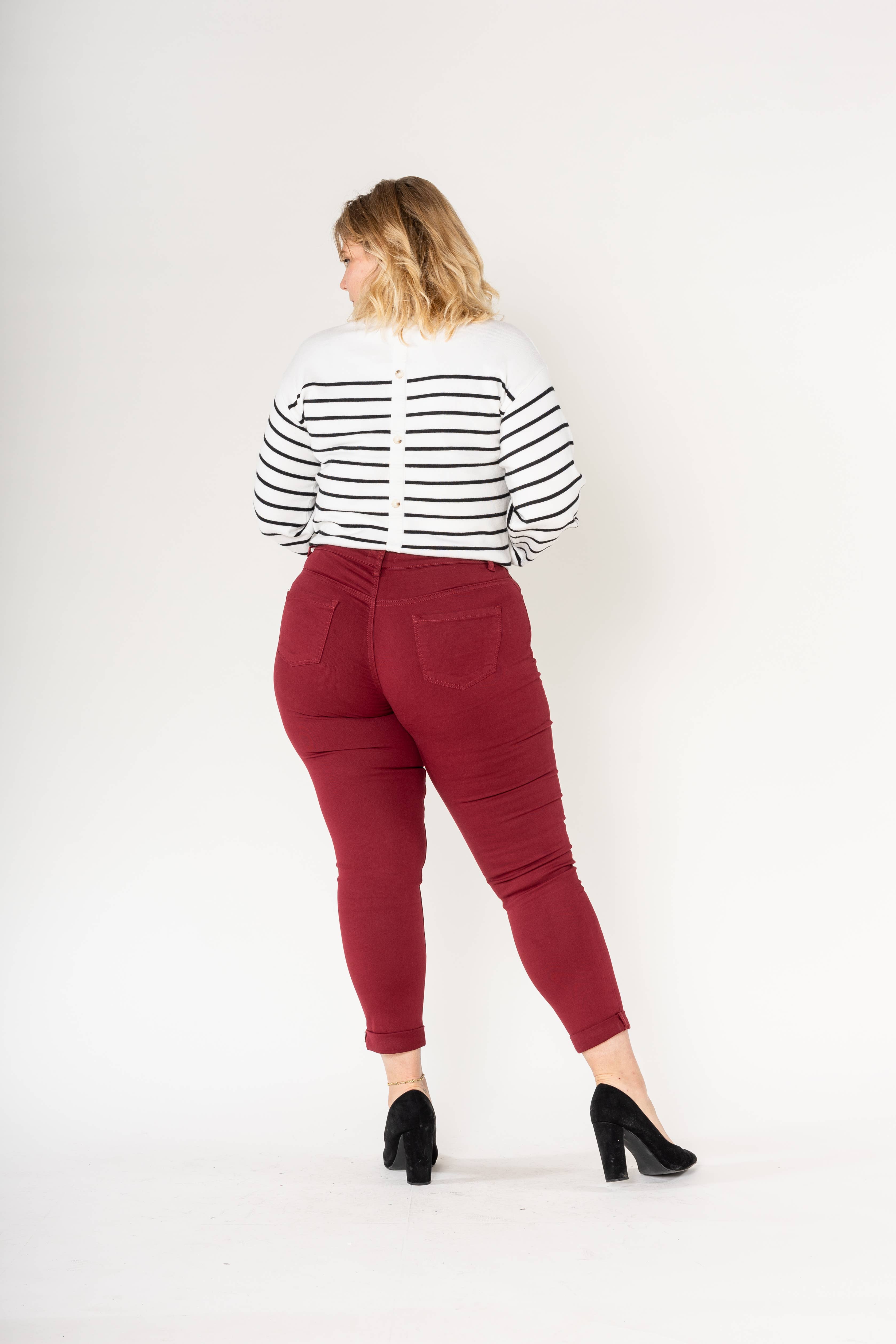 Nina Carter – Calças - Mulher por atacado – Tamanho Plus Curve Plus Tamanho Voltar ao Pescoço P199112