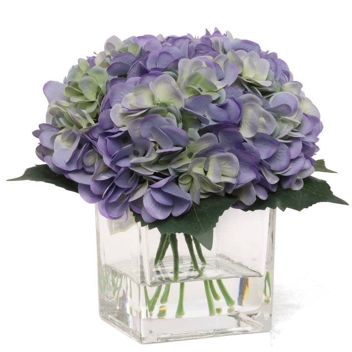Larksilk – wholesale Artificial flowers – Perry Winkle Hydrangea Flowers In Glass Vase With Water Look