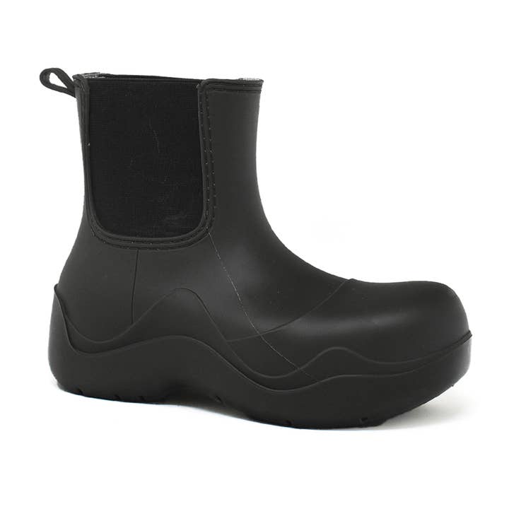 Yoki Fashion - Wholesale Rain Boots - Women's - Yoki Womens Glyn- Chelsea Rubber Slip on Rain boot